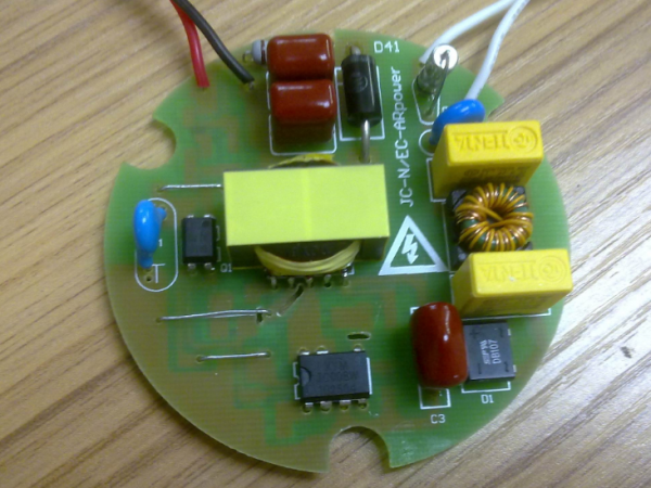 鋁電解電容高溫天氣使用需要注意哪些？